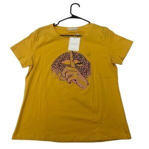 Lips Bling Graphic T-shirt